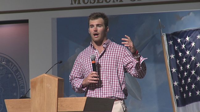 Jake Fromm speaks at FCA event in Warner Robins