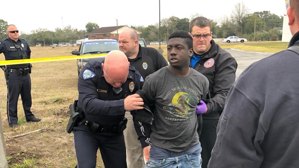 N. Charleston police ID suspect in armed robbery, carjacking who was