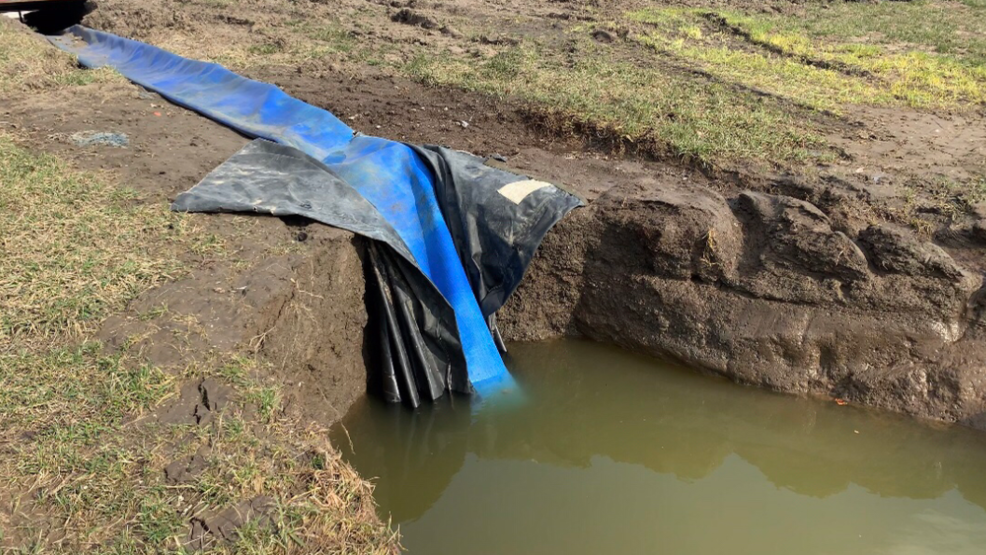 Volunteers band together again for Lake Waconda after flooding KPTM