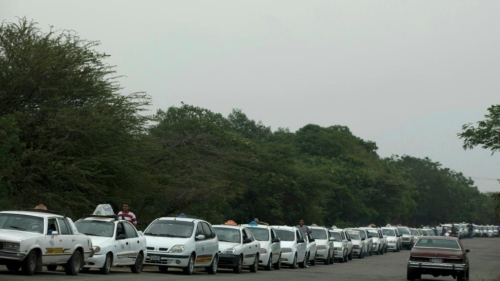 Venezuela Gasoline Shortages AP19064843359730.jpg