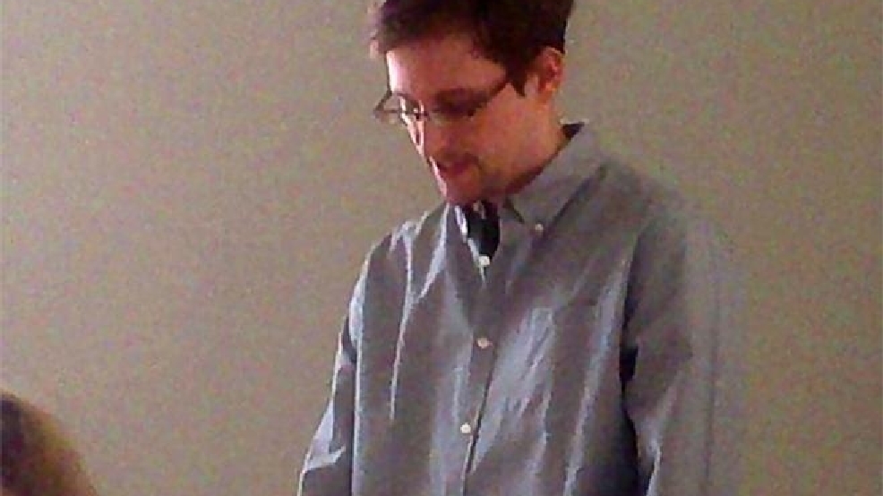 130801_r_Russia_NSA_Surveillance_Snowden_4.jpg