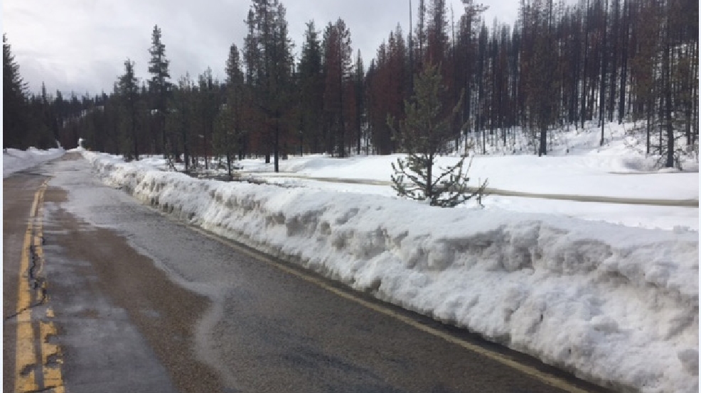 Highway 21 closed past Idaho City due to flooding KBOI