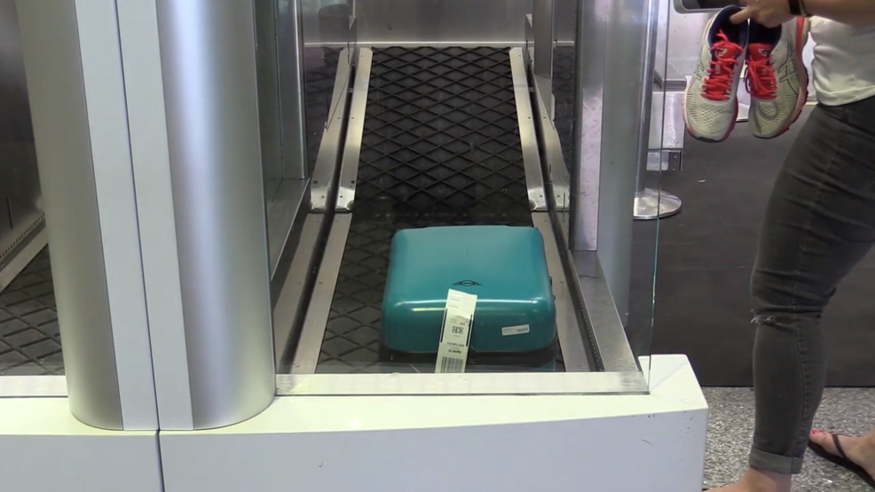 Spirit Airlines debuts first 'self bag drop' system at McCarran Airport