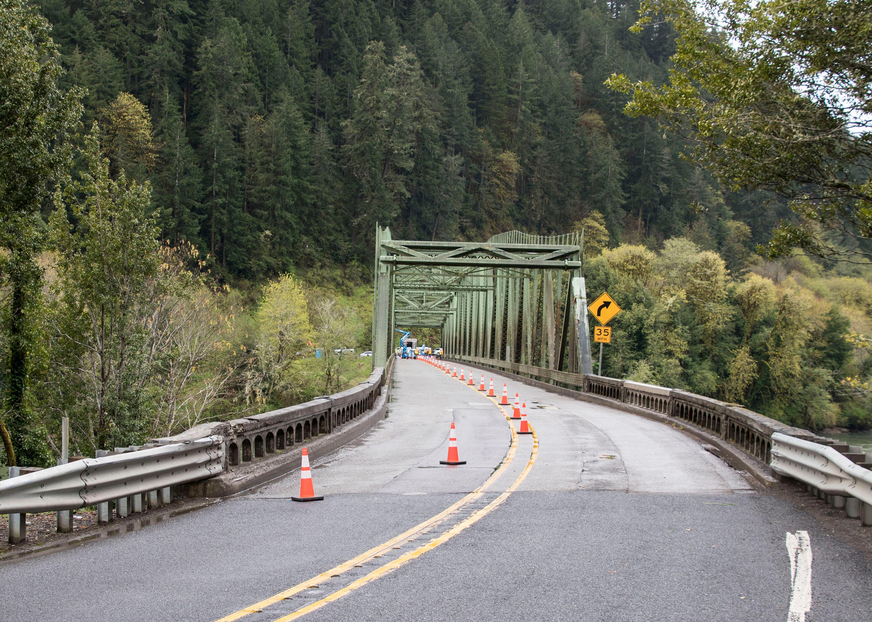 One lane open to traffic on Scottsburg Bridge; repair work continues