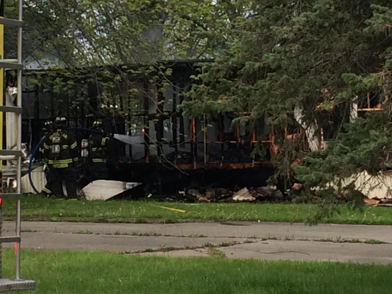 Crews battled fire in Grand Blanc Township WEYI
