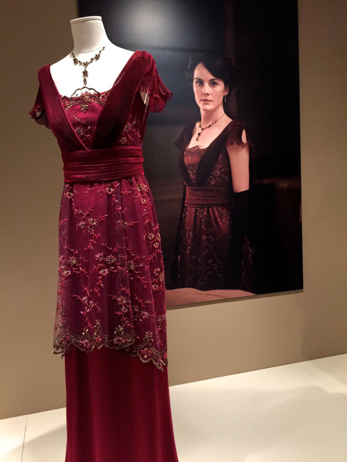 a-peek-inside-the-taft-s-new-downton-abbey-fashion-exhibit