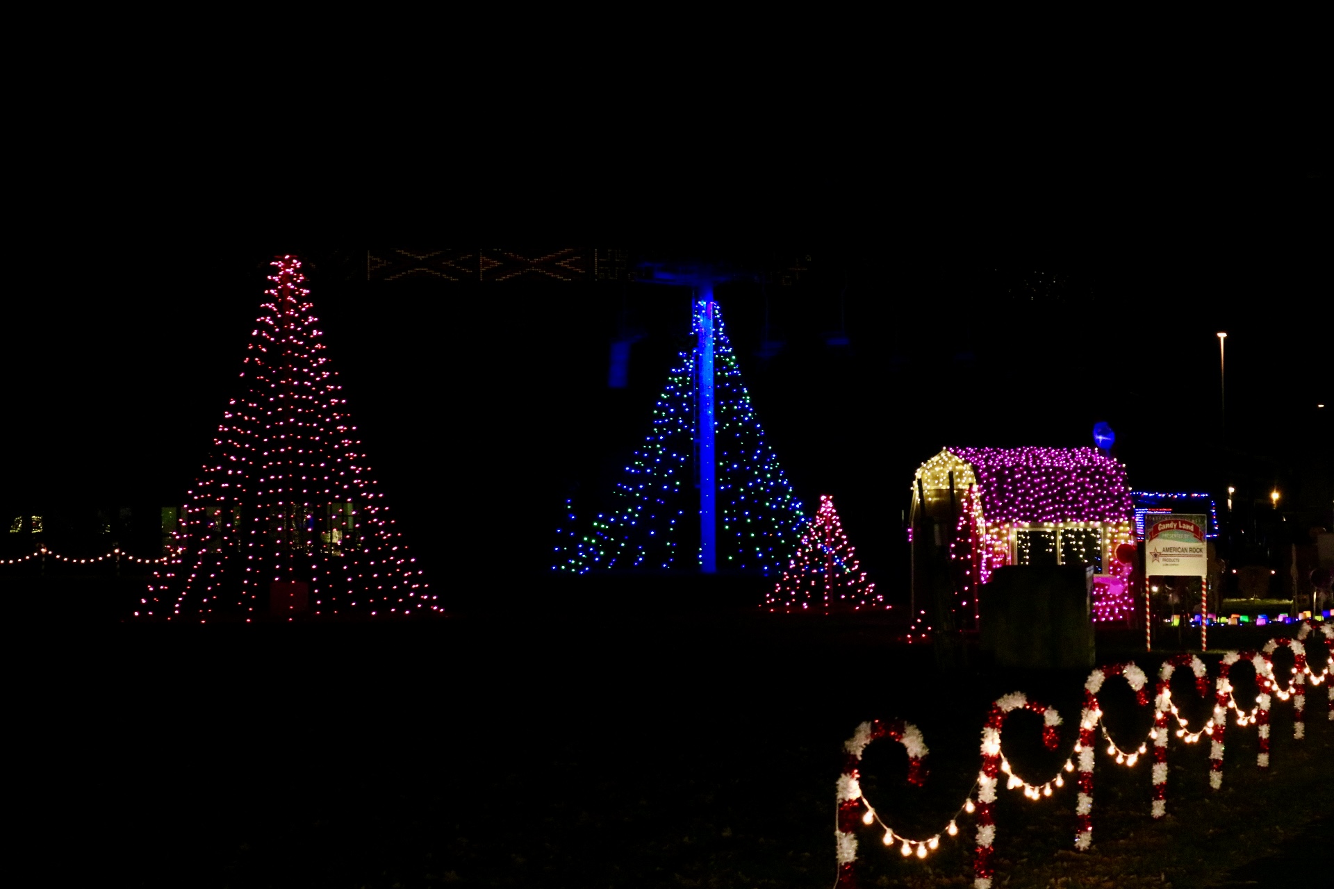 Photos Driving thru Holiday Light Fest in Yakima Seattle Refined
