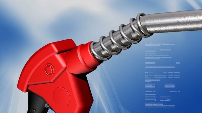 Gas prices spike as refineries remain shut