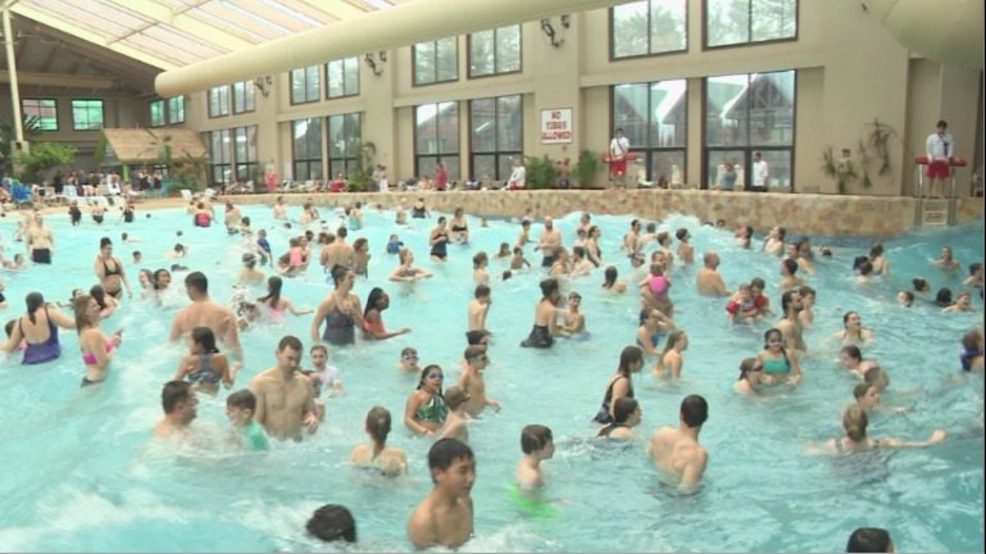 Thousands Take To The Dells To Fight Off Cabin Fever Wmsn