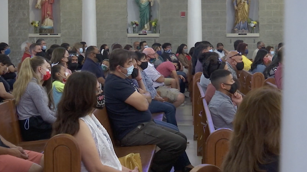 El Paso's Catholic Churches open at full capacity for first Sunday in