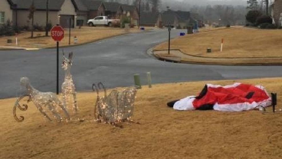 Maumelle neighborhood's Christmas decorations vandalized  KATV