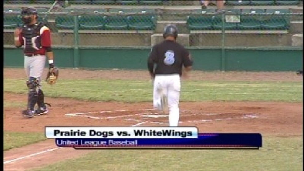 Prairie_Dogs_Hold_WhiteWing.jpg