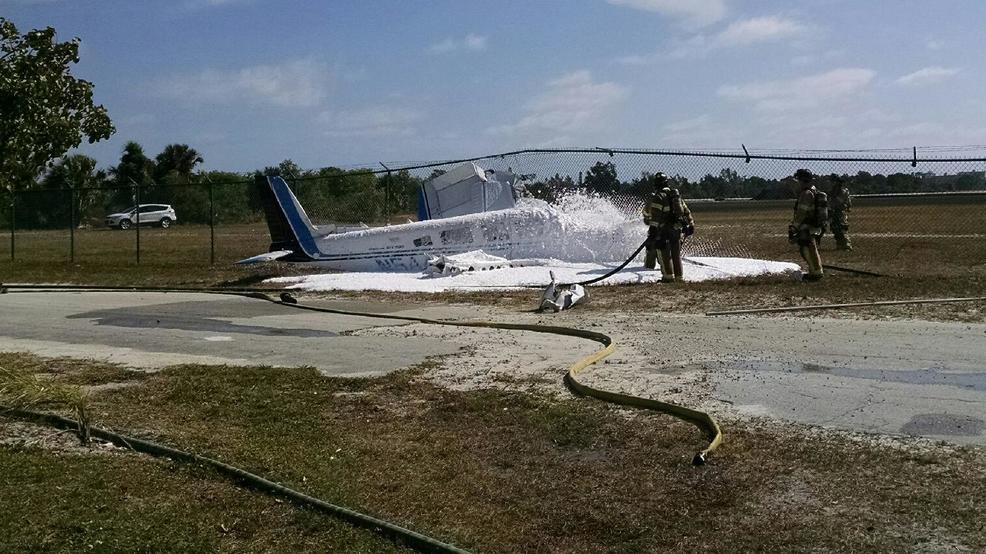 Small plane crashes in Pompano Beach WPEC