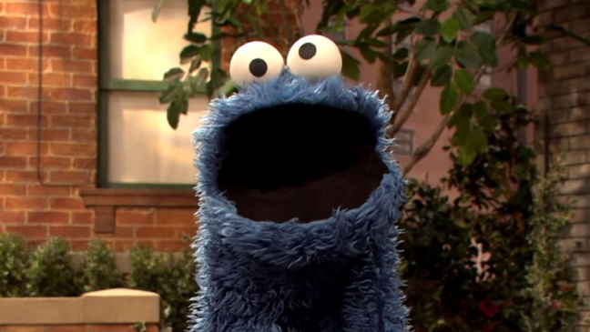 'Me gonna give you a cookie, Siri:' Your Cookie Monster iPhone ad outtakes have arrived