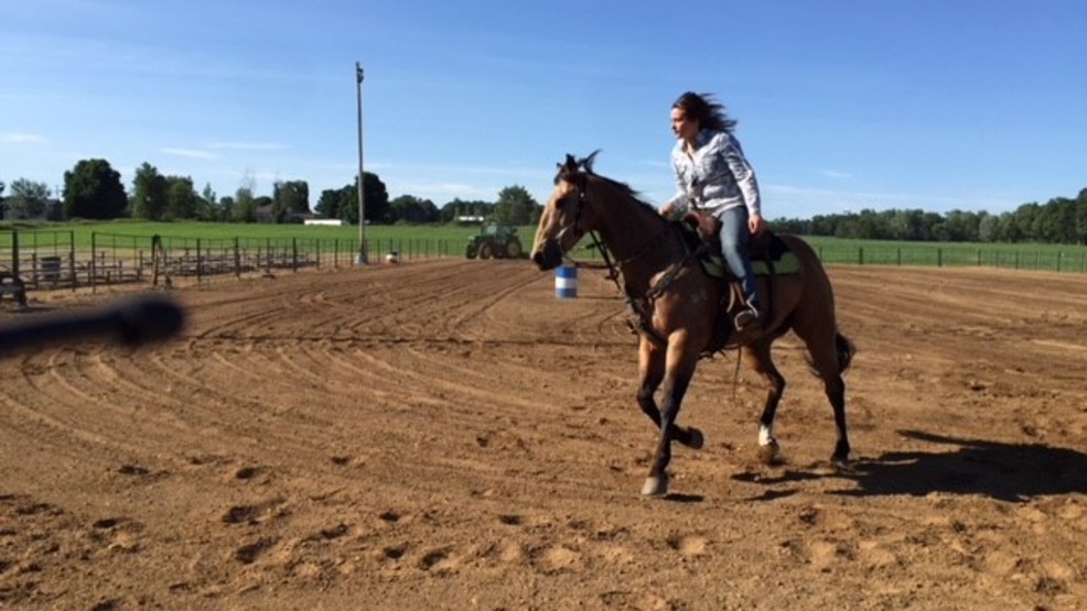 Vicksburg teen competing in World Cup of Barrel Racing | WWMT