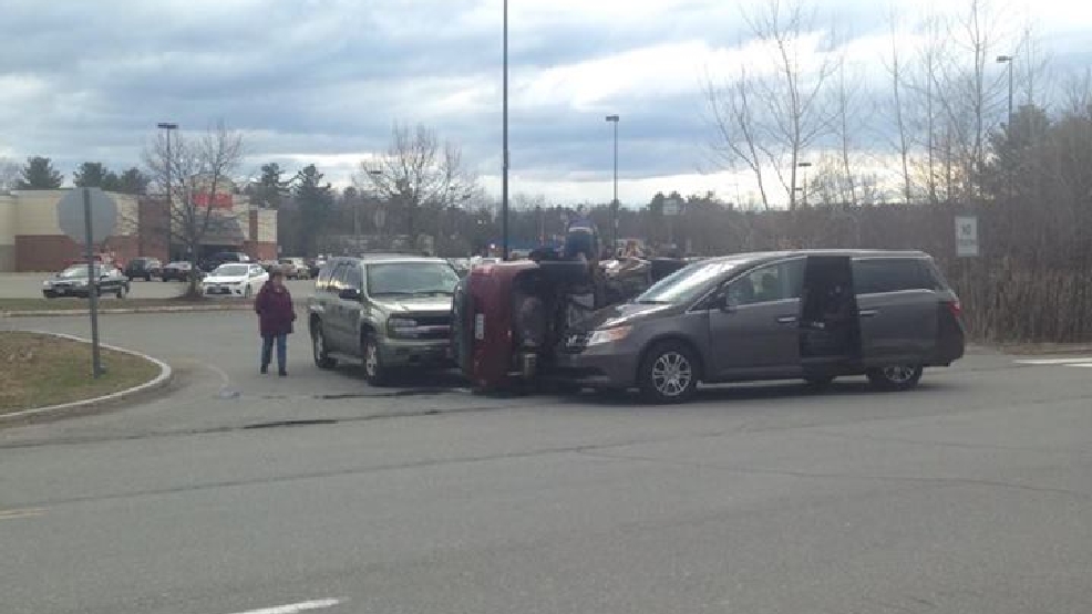 Three hurt after crash in Scarborough WGME