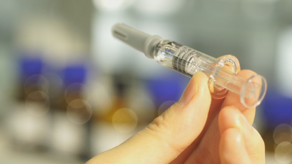 Trump admin partners with CVS, Walgreens to get some seniors vaccinate... image