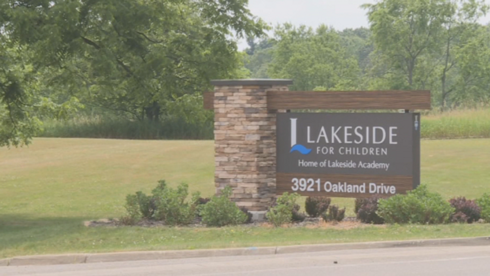 Report Lakeside Academy nurse charged in teen's death thought he was