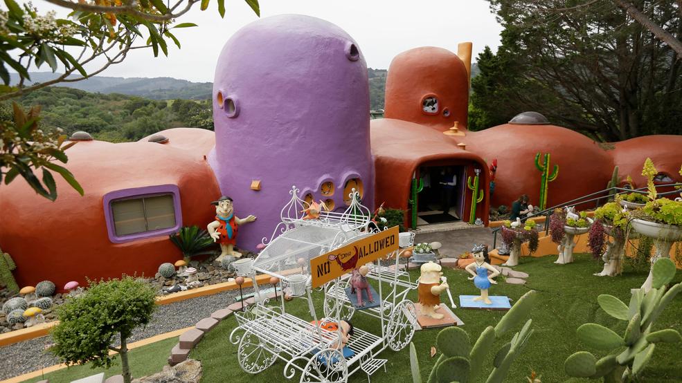 Yabba Dabba Don T California Town Rejects Flintstones House Wpde